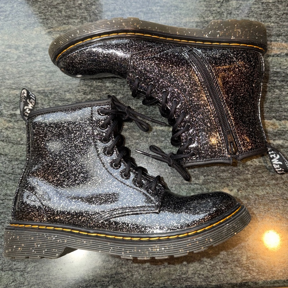 Dr. martens doc martens sparkle boots black size 36(womens 5)